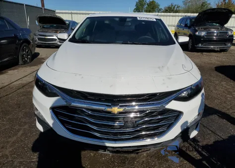 2019 Chevrolet Malibu Lt из США, поврежденный, VIN 1G1ZD5ST5KF113371